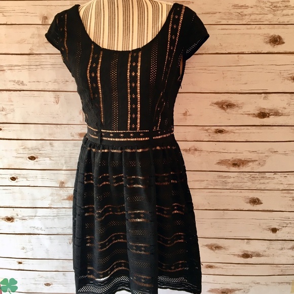 Jodi Kristopher Dresses & Skirts - Jodi Kristopher's Black Lace Dress Size 9 Juniors